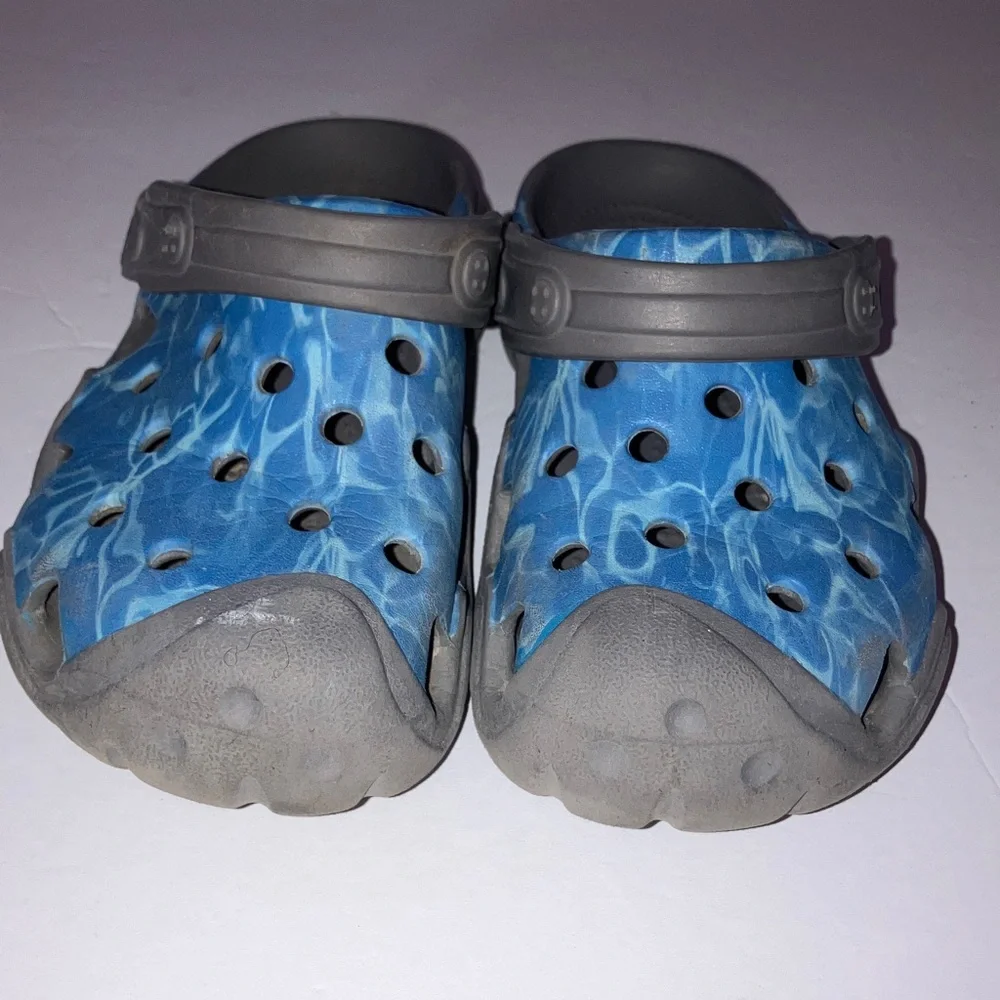 CROCS Kids Blue‎ and Gray Sandals Size 11